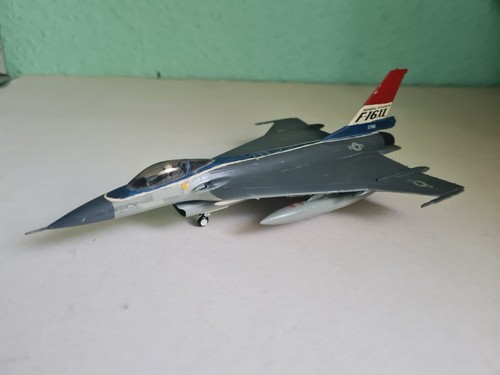 General dynamicsf 1 72 - dynamicsf-16, 1:72