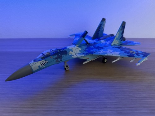 Ukrainische su 27 - 1/72, su-27