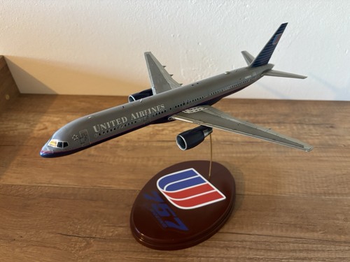 144 zvezda boeing 757 - 1:144,