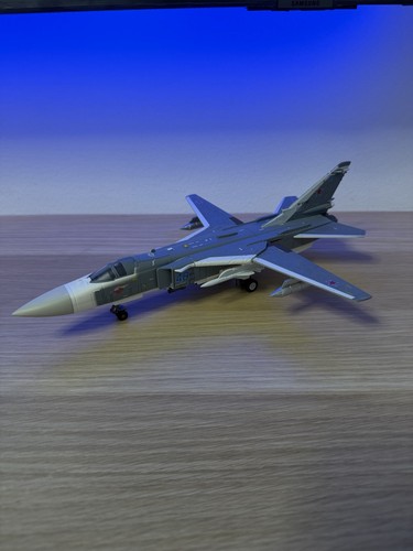 Suchoi 24 fencer - 1/72, su-24