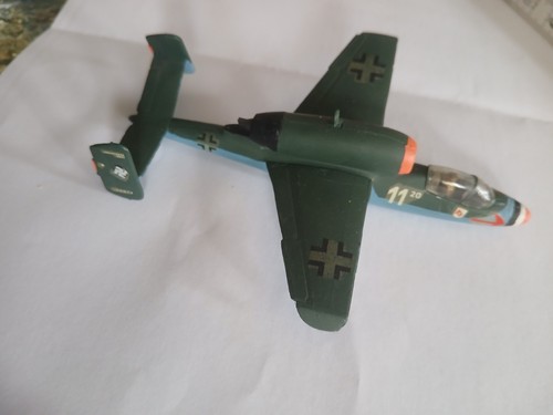 Heinkel 162 gebaut bemalt - heinkel,