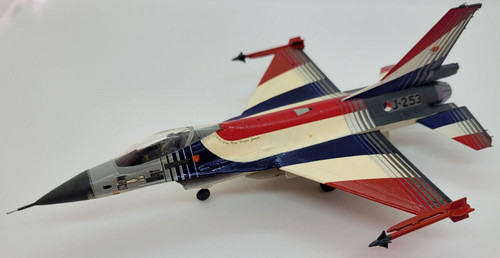 General dynamics fighting - general, f-16